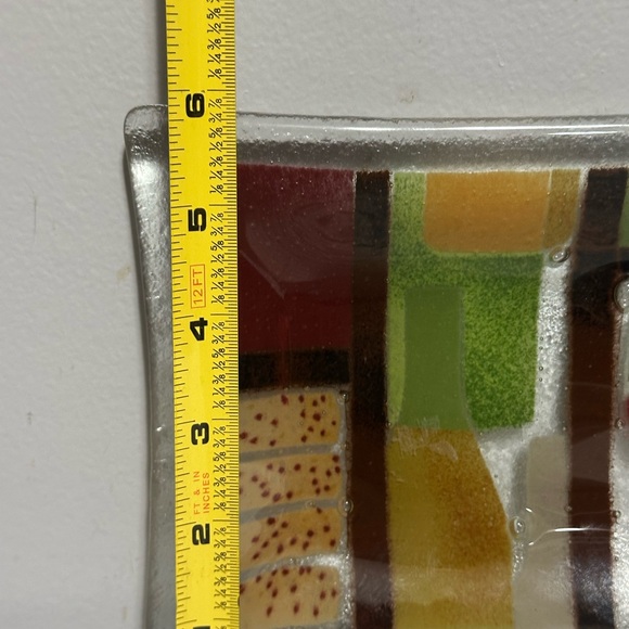 Peggy karr Glass Art plate with Wine Design - Picture 3 of 3